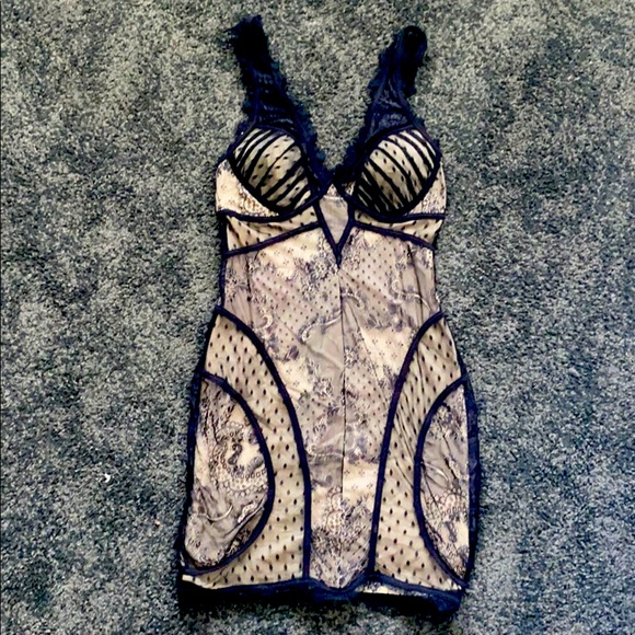 Bebe Lace Dress - Picture 1 of 8